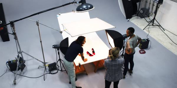 Alquiler de Espacios para Producciones y Rodajes en Tarragona · Fotografía de Producto